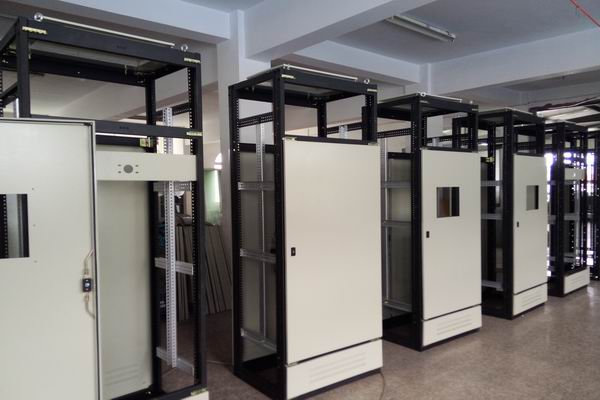 六合控制柜-控制柜布线要求